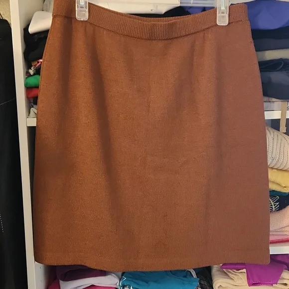 ST JOHN'S COLLECTION - Picture 3 of 6